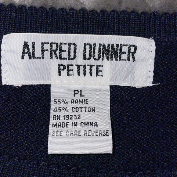 NWT Alfred Dunner Short Sleeve Floral Embroidered Sweater. Large Petite. - Picture 11 of 14